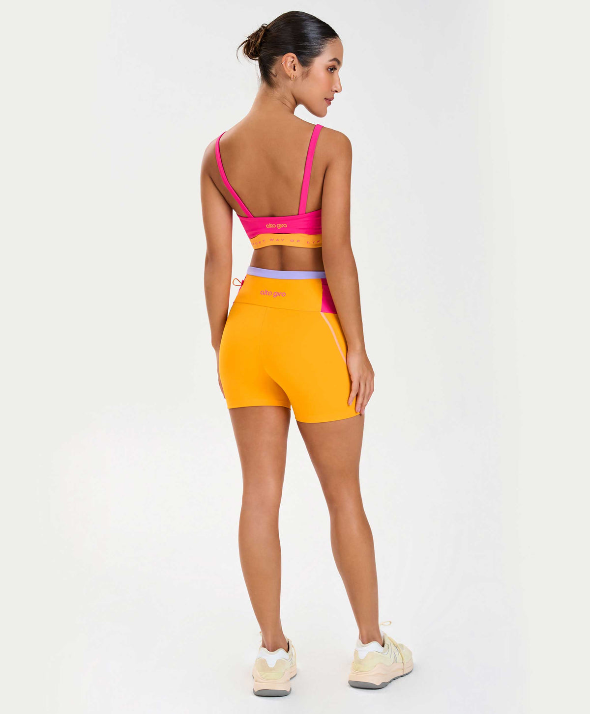 Bermuda Alto Giro Hyper Bolsos Lat. Com Regulagem
