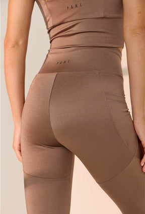 Legging lisa castanho com bolsos Solare