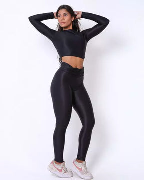 Conjunto Calça Básica Preto + Top Maria